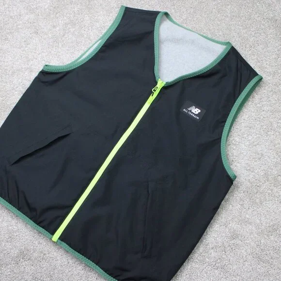 New Balance Reversible Vest Mens Medium All Terrain Fleece/Soft Shell Gray/Black - Picture 2 of 14